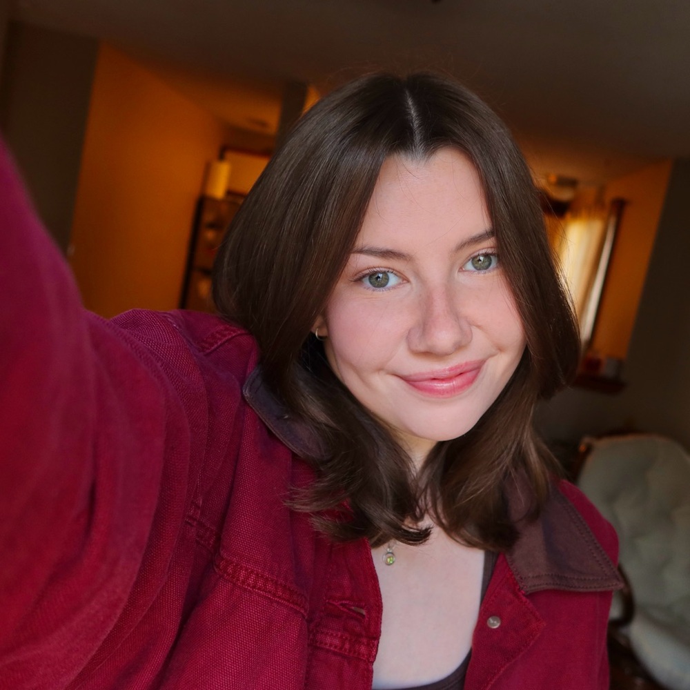 Meet your Posher, Maia